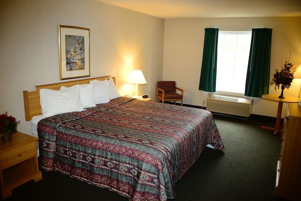 Ameriway Inn And Suites Bad Axe Exterior photo